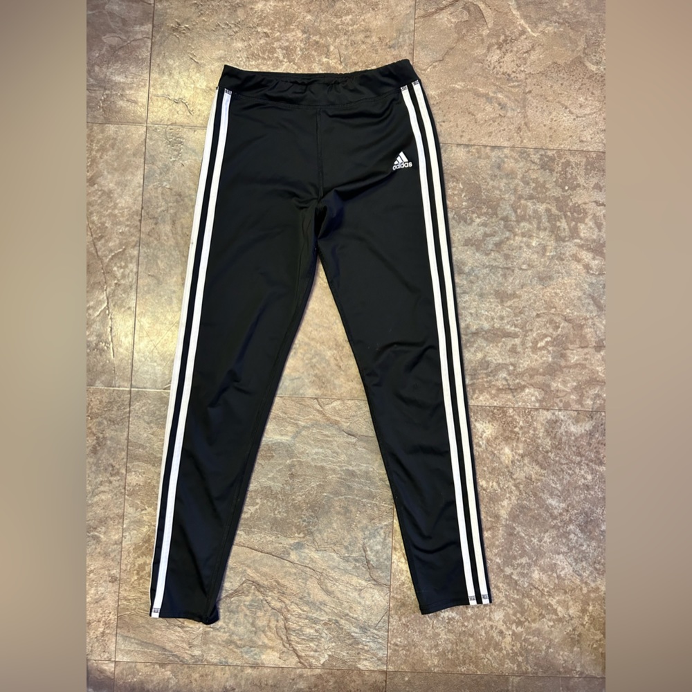 Adidas girls size 14 large workout leggings